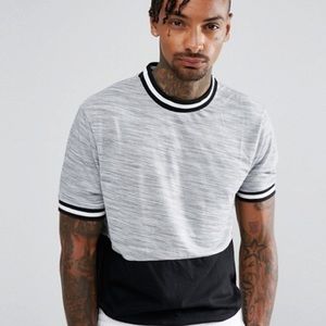 ASOS T-shirt. Relaxed fit. Medium